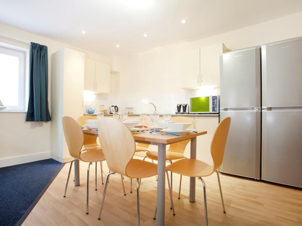The Sidings Aparthotel Penryn Δωμάτιο φωτογραφία